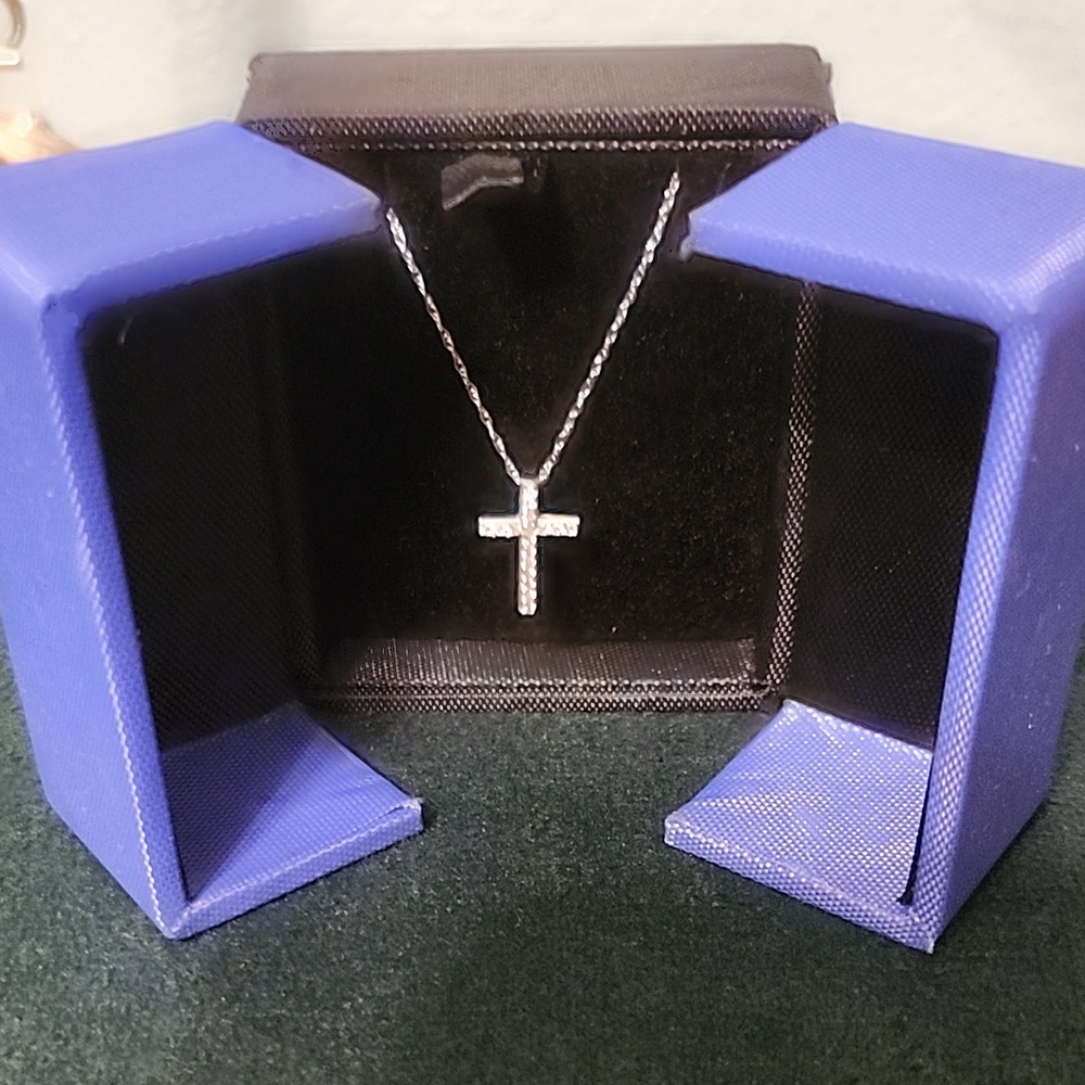 14k White Gold Diamond Cross Necklace